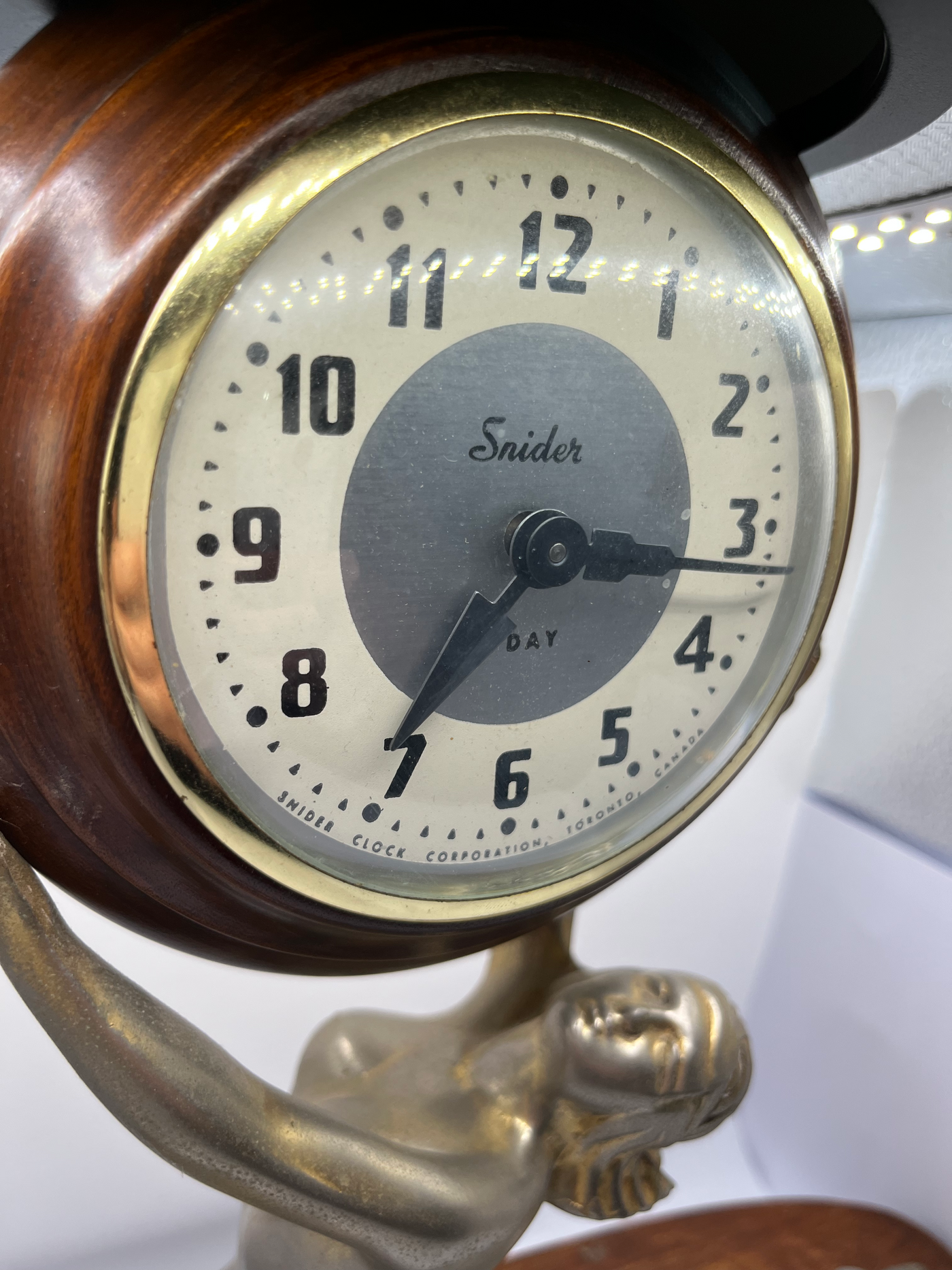 Golden Goddess Snider Clock